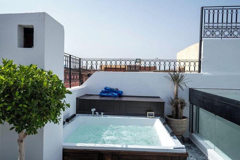 Maison Solaneos image