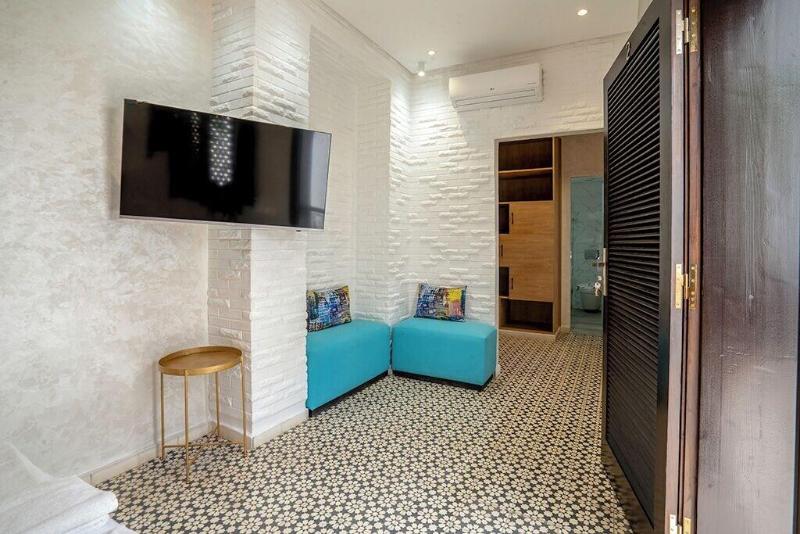 Maison Solaneos image