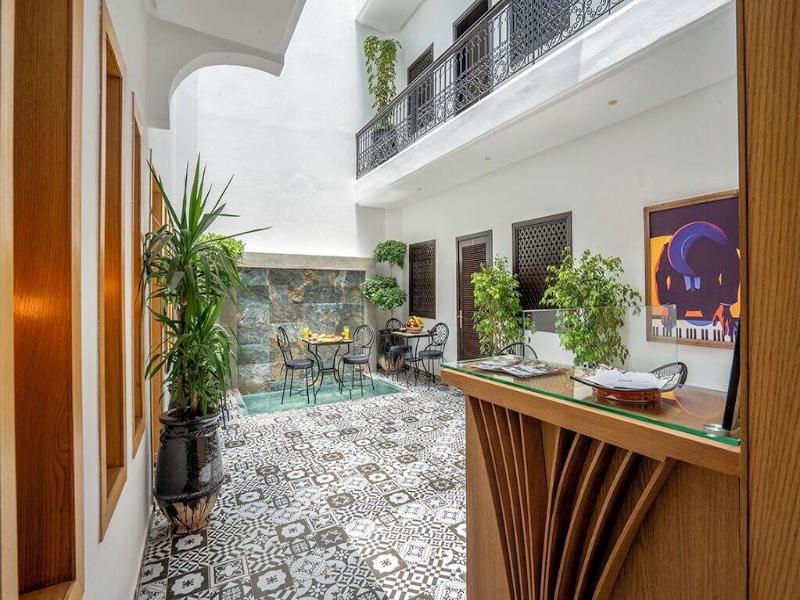 Maison Solaneos image