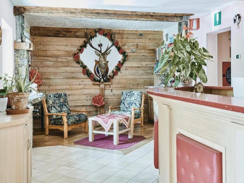 Hotel 2000 image