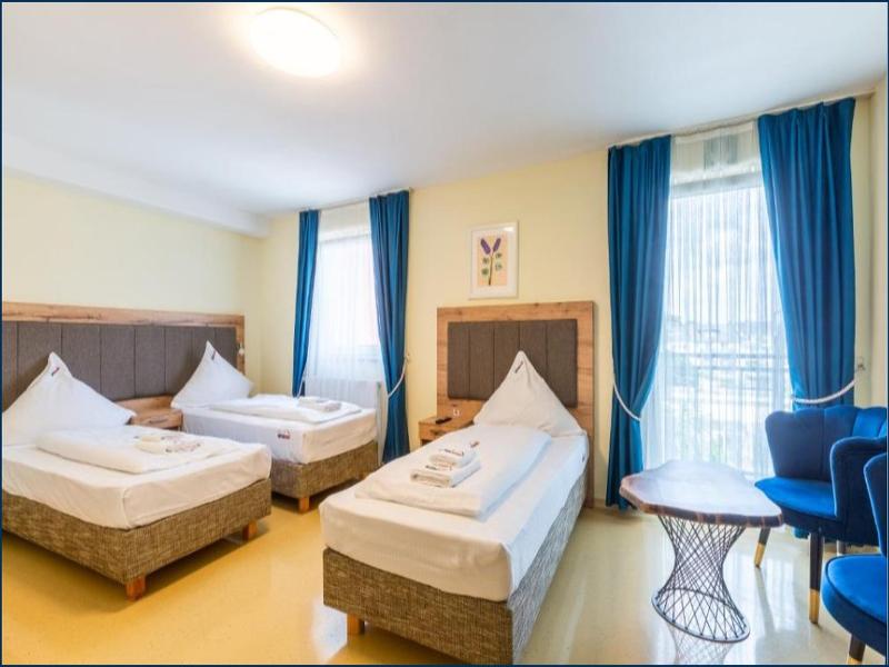 Hotel Arena image
