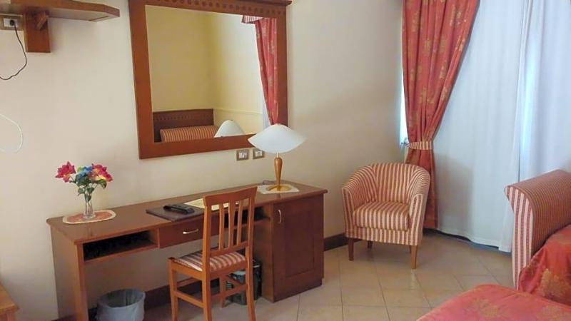 Hotel Turrita image