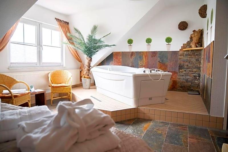 Hotel Am Uckersee image