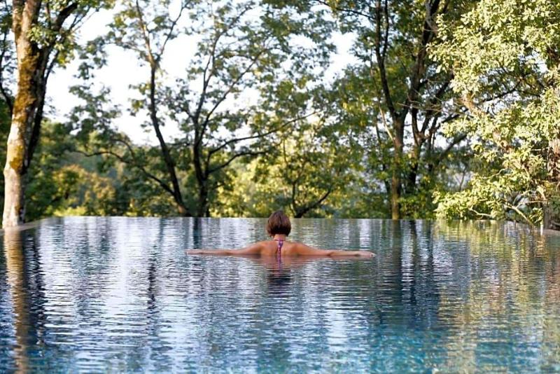 Mawell Resort image