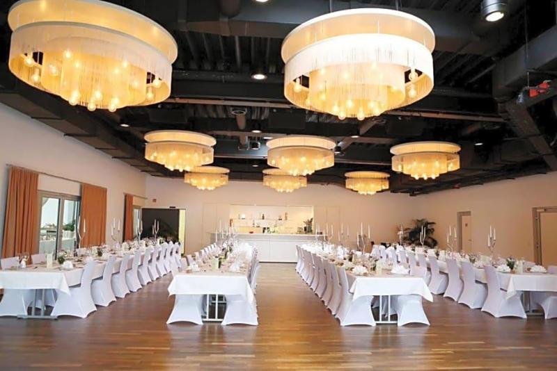 Aircraft Hotel & Events image