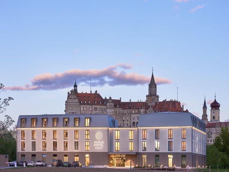 Karls Hotel image