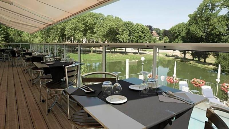 Auberge De L'etang image