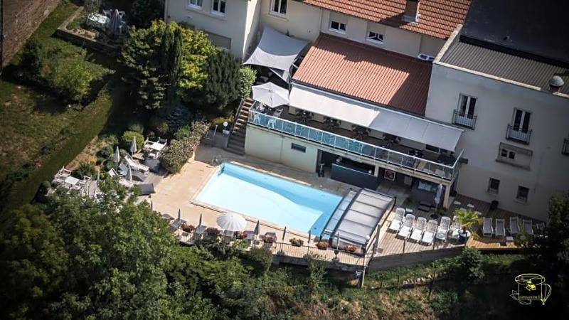 Auberge De L'etang image