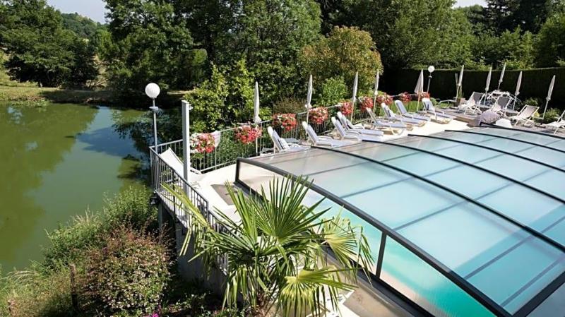 Auberge De L'etang image