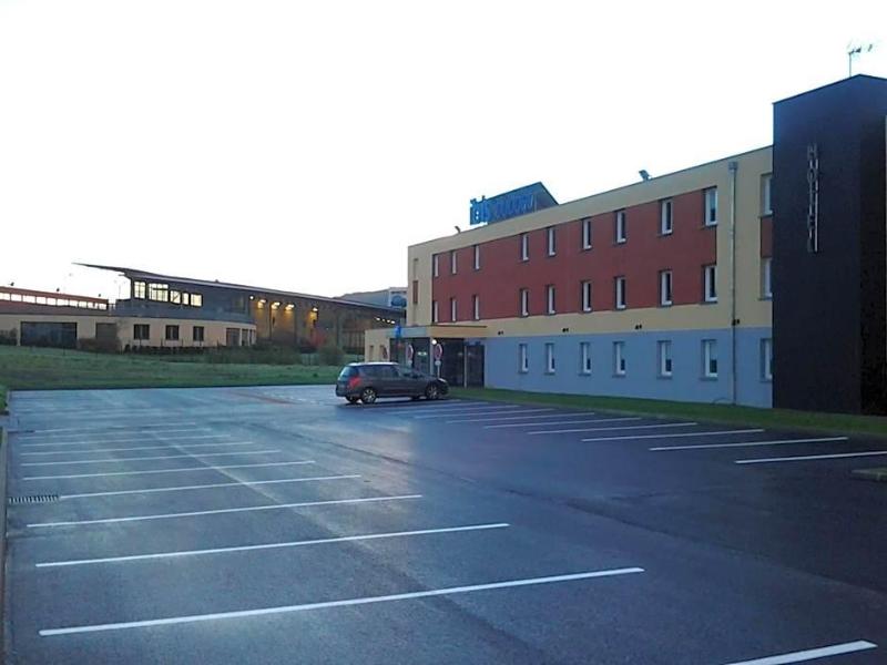 Ibis Budget Givet image