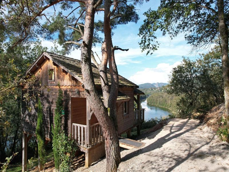 Cabanes Et Lodges Du Belvedere image