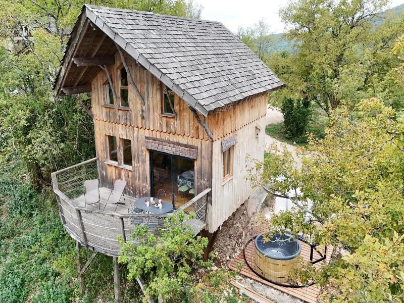 Cabanes Et Lodges Du Belvedere image