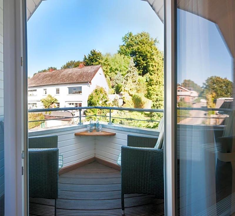 Hotel Elbblick image