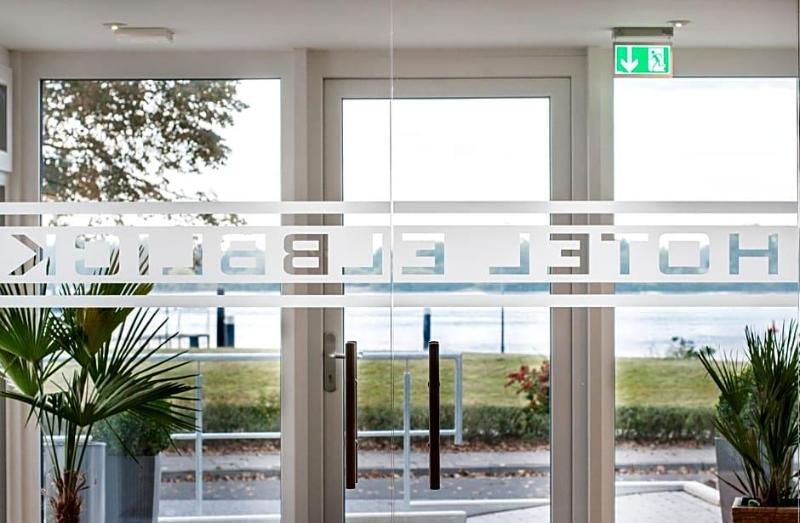 Hotel Elbblick image