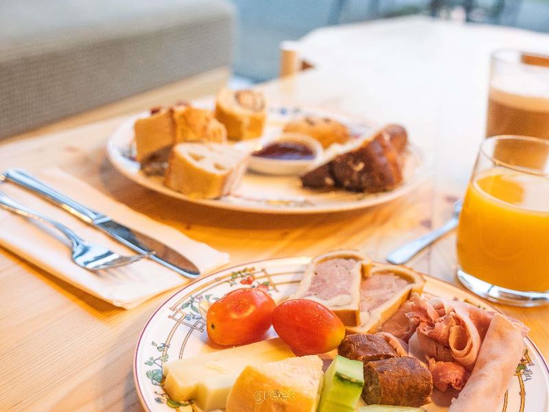 Greet Hotel Cernay Mulhouse image