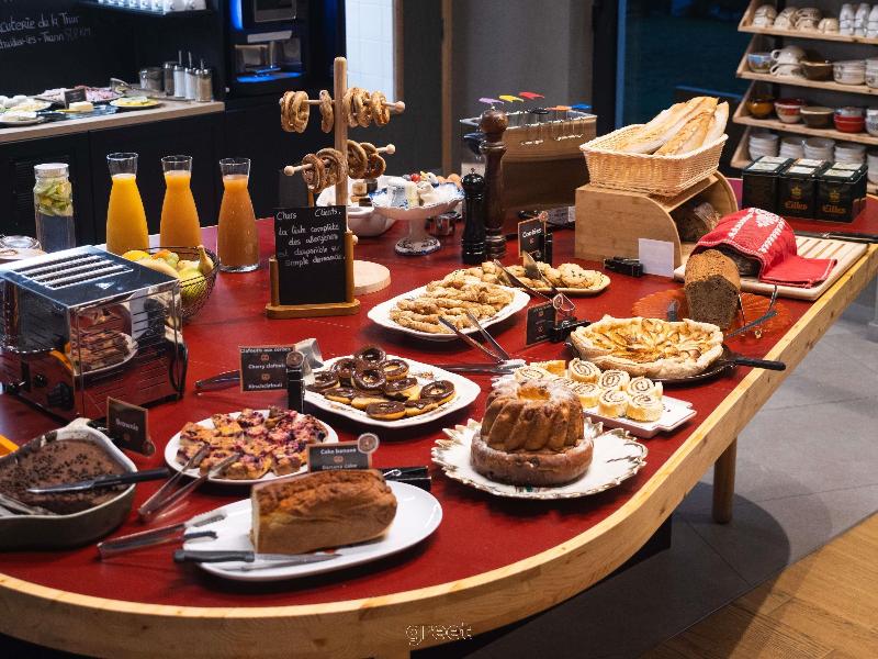 Greet Hotel Cernay Mulhouse image