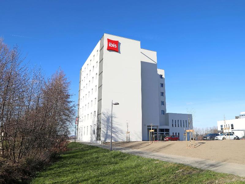 ibis Bourgoin Jallieu Medipole image