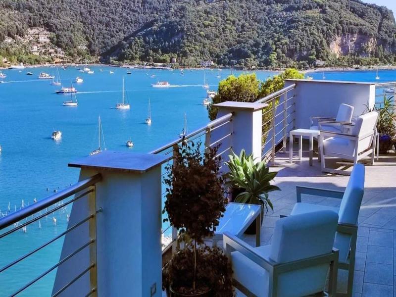 Cristallo Park Hotel image