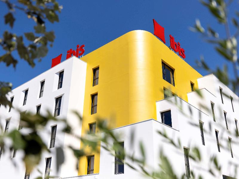 Ibis Marseille Marignane Technopole image