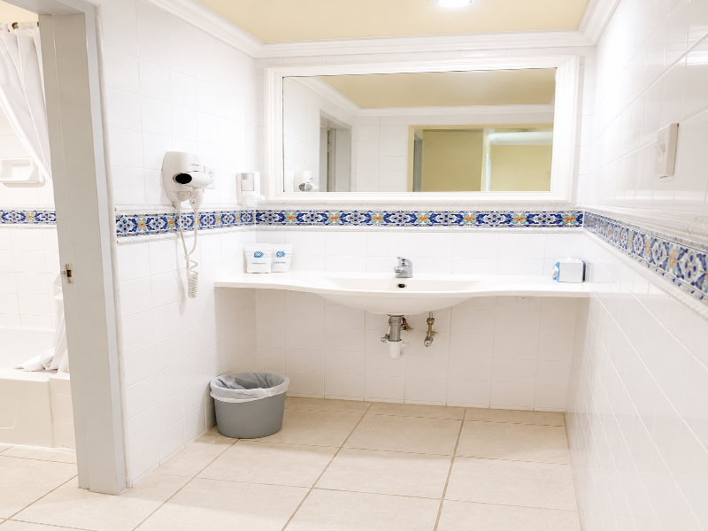 Sunbay Hotel image