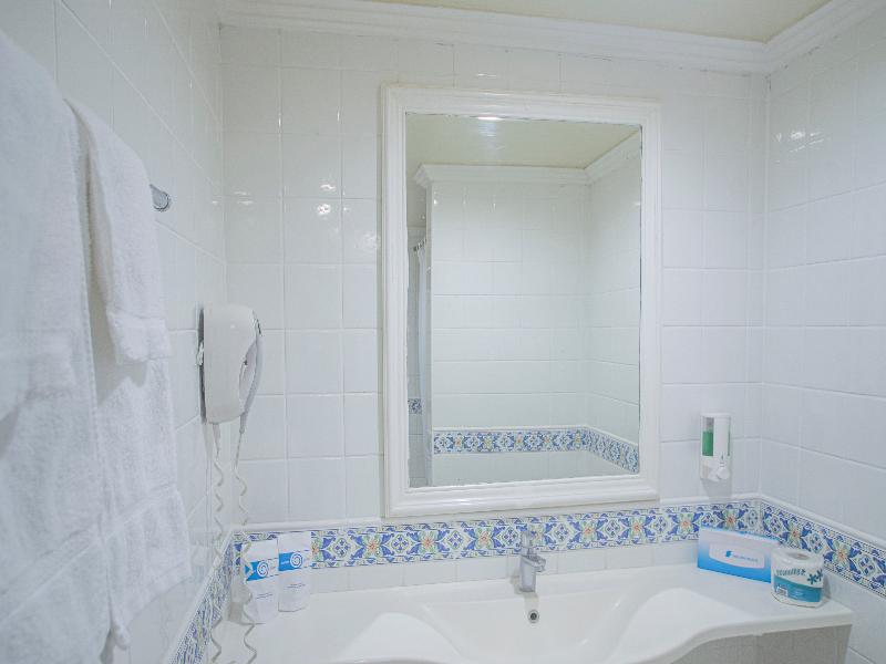 Sunbay Hotel image