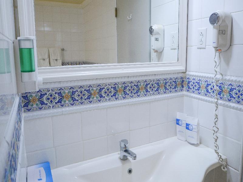 Sunbay Hotel image