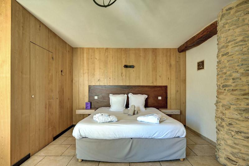 Le Clos Saint Michel Resort & Spa image