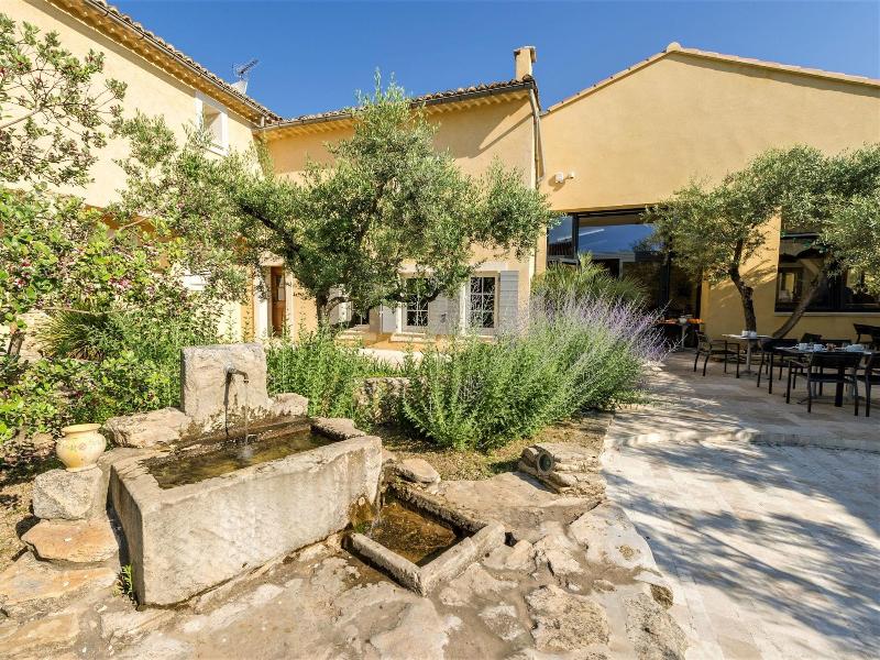 Le Clos Saint Michel Resort & Spa image