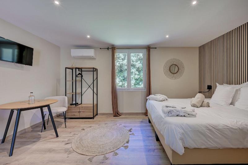 Le Clos Saint Michel Resort & Spa image