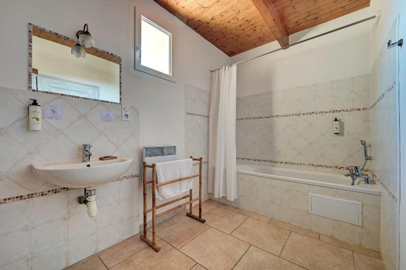Le Clos Saint Michel Resort & Spa image