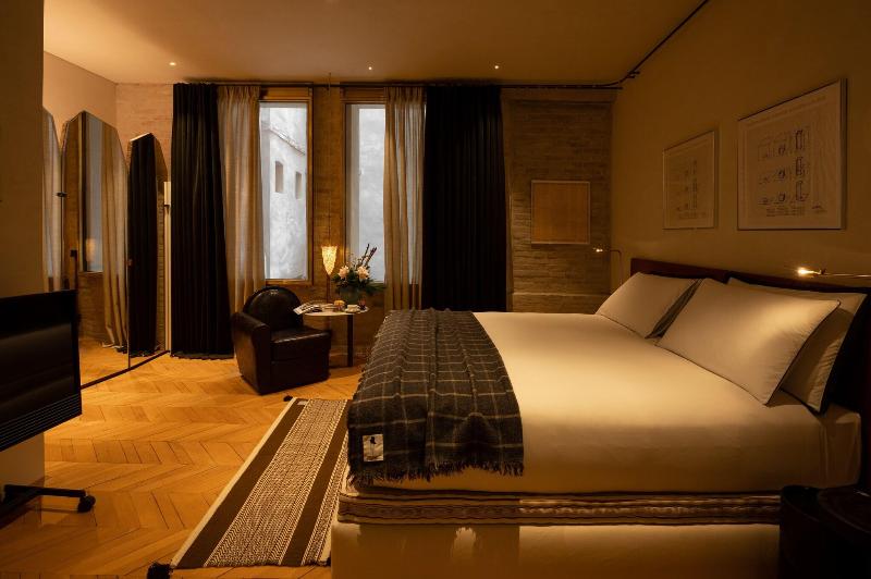 The Venice Venice Hotel image