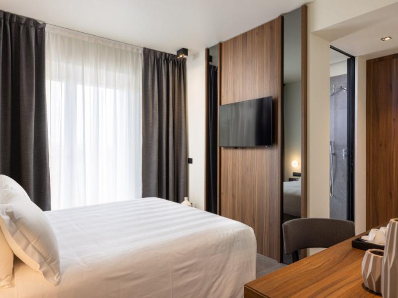 B21 Lifestyle Hotel image