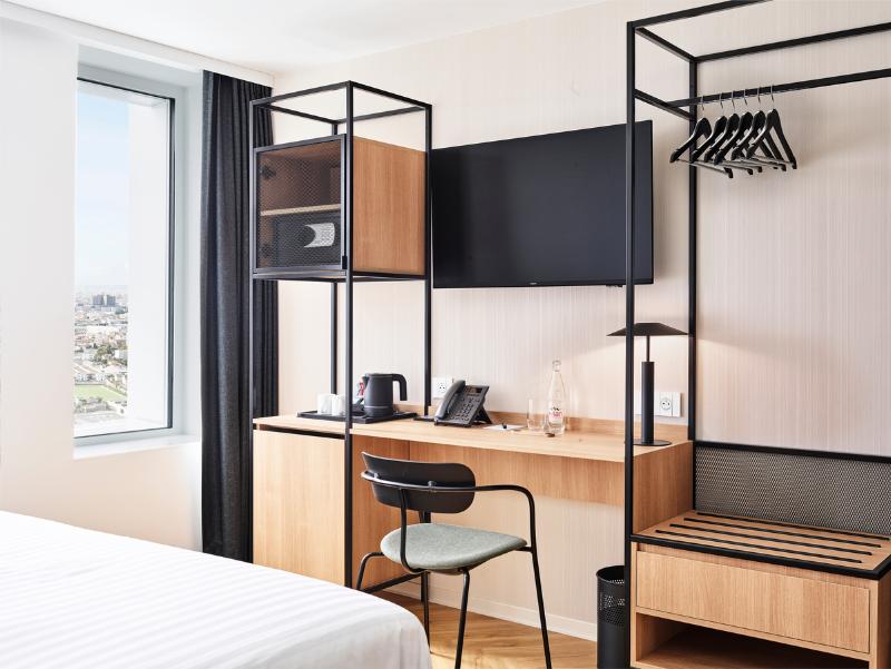 H4 Wyndham Paris Pleyel image
