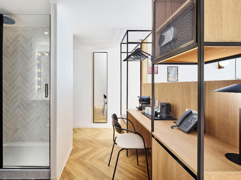 H4 Wyndham Paris Pleyel image