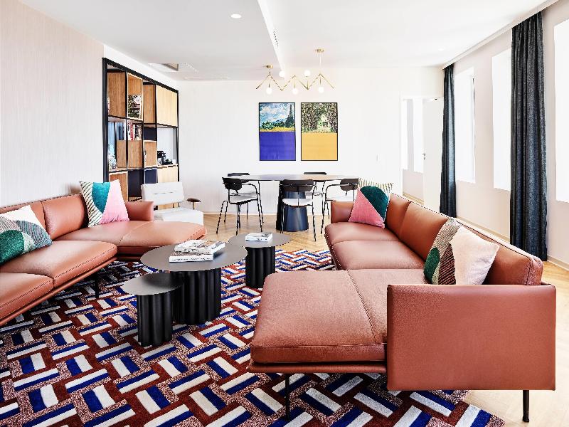 H4 Wyndham Paris Pleyel image