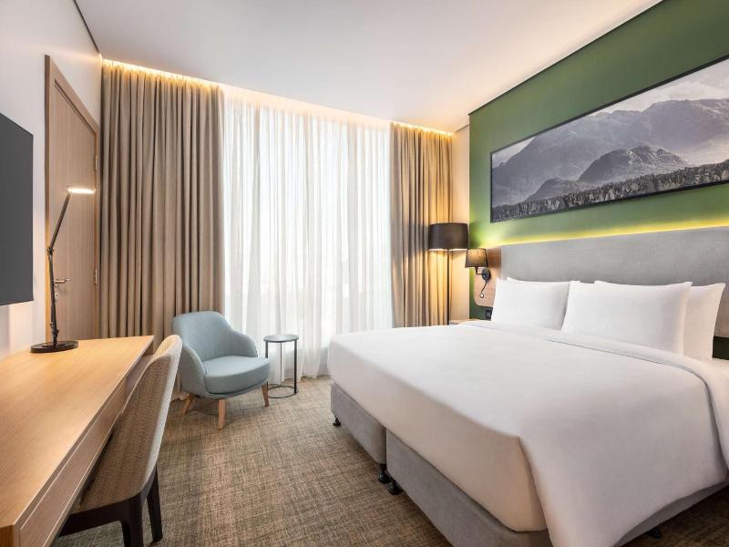 Radisson Hotel & Residence Riyadh Olaya image