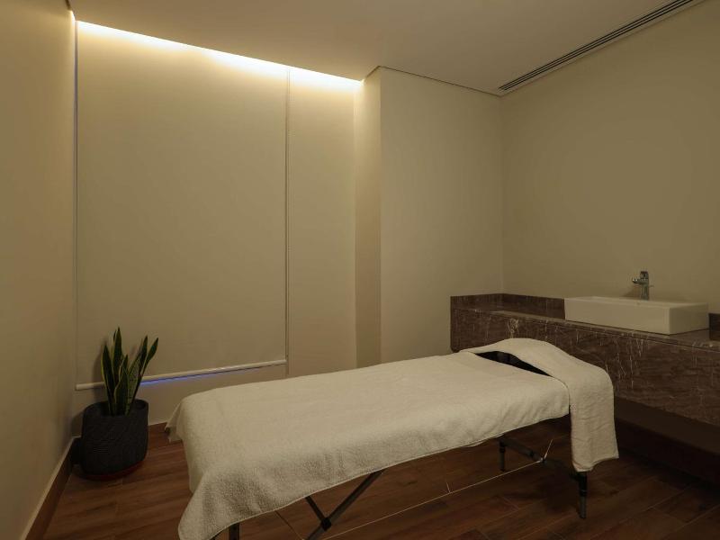 Radisson Hotel & Residence Riyadh Olaya image