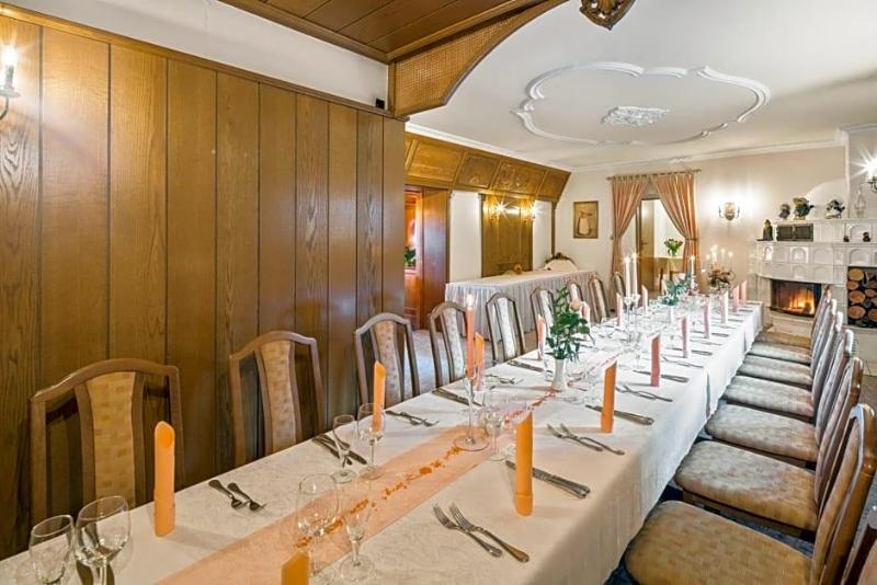 Hotel Rabennest image