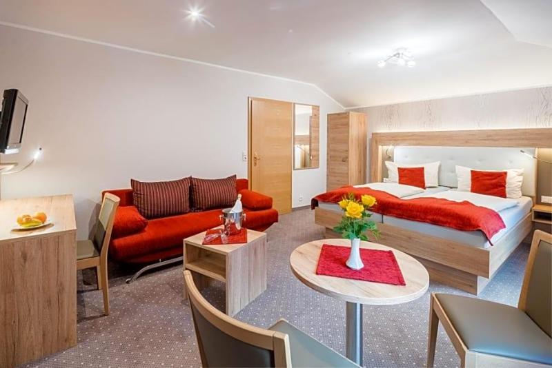 Hotel Rabennest image