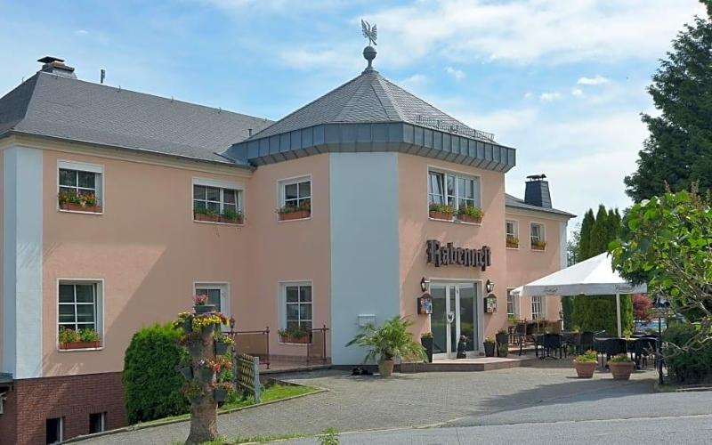 Hotel Rabennest image