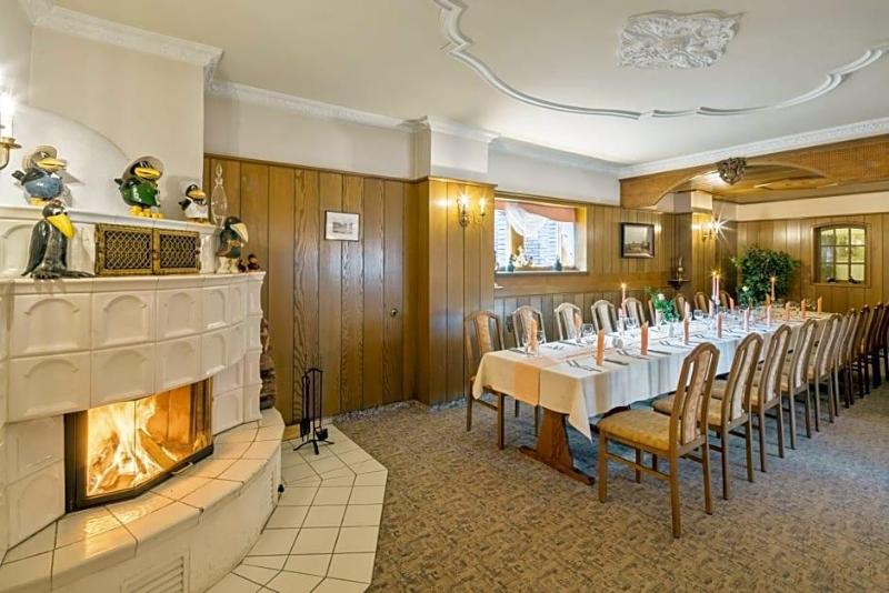 Hotel Rabennest image
