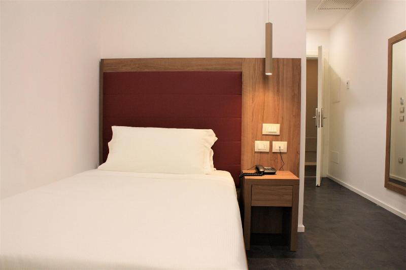 V Hotel image