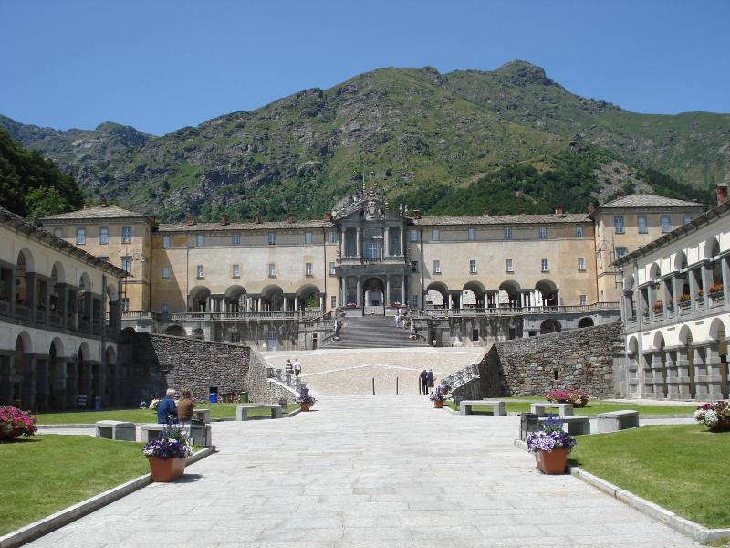 Santuario Di Oropa image