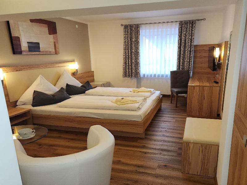 Posthotel Traube image