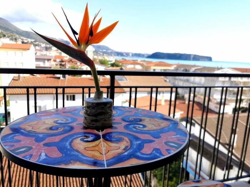 Hotel Tea - Praia A Mare image