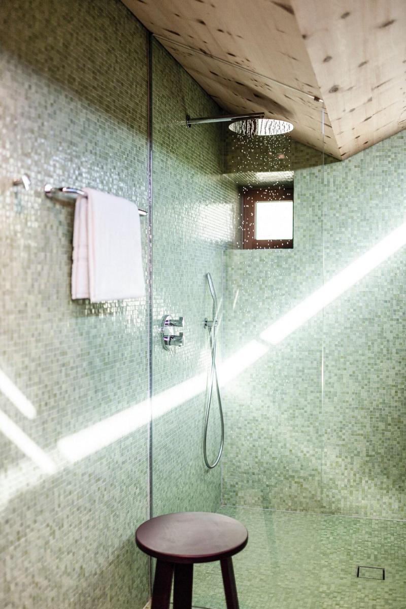 La Paula Apartments & Suites image