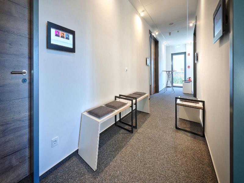 Emils Hotel image