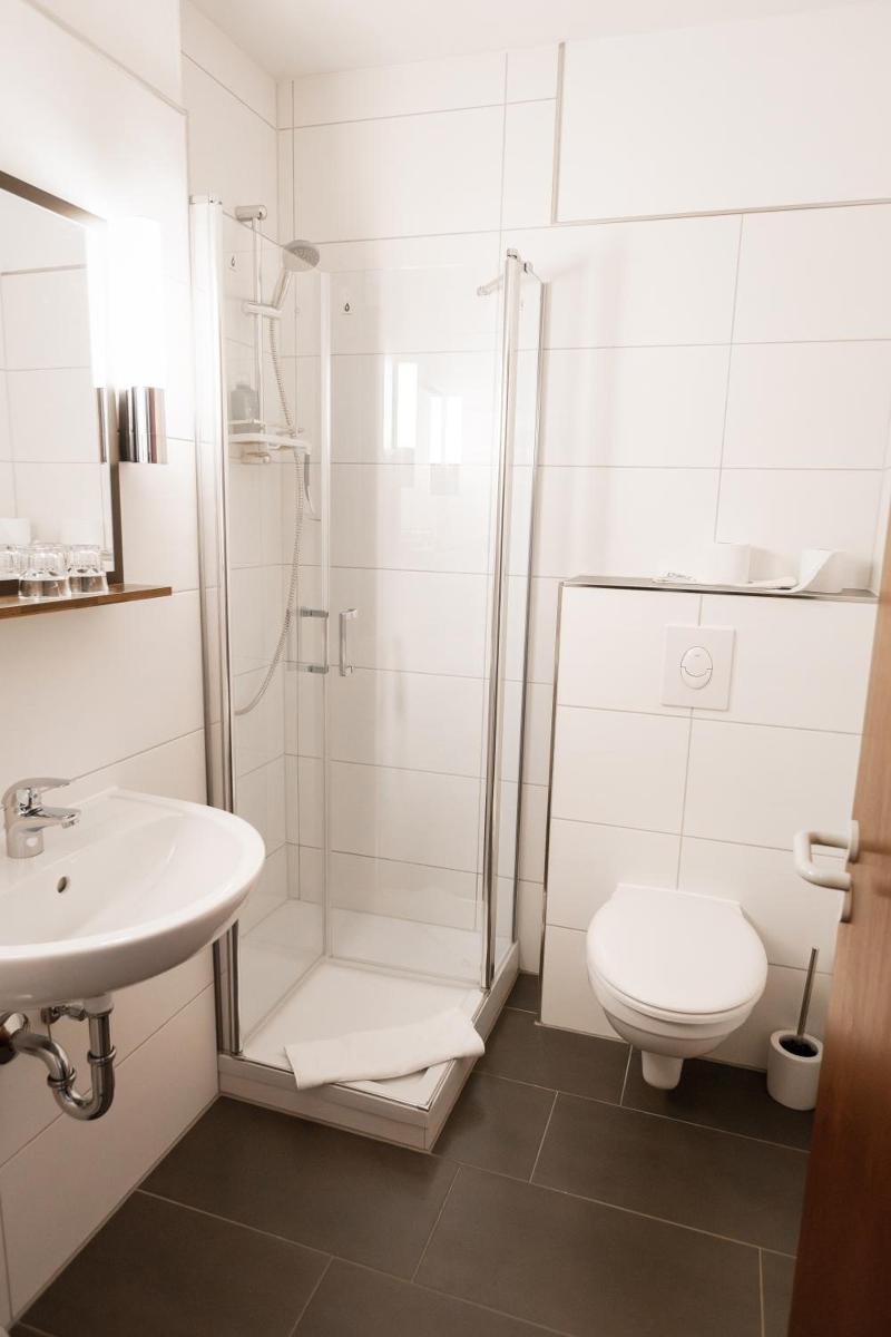 Hotel-restaurant Zum Schwalbennest image