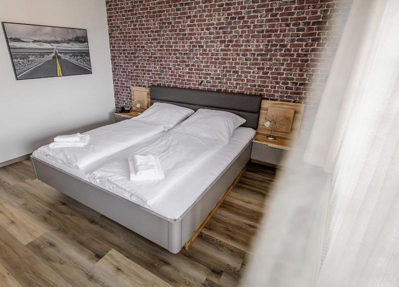 Hotel-restaurant Zum Schwalbennest image