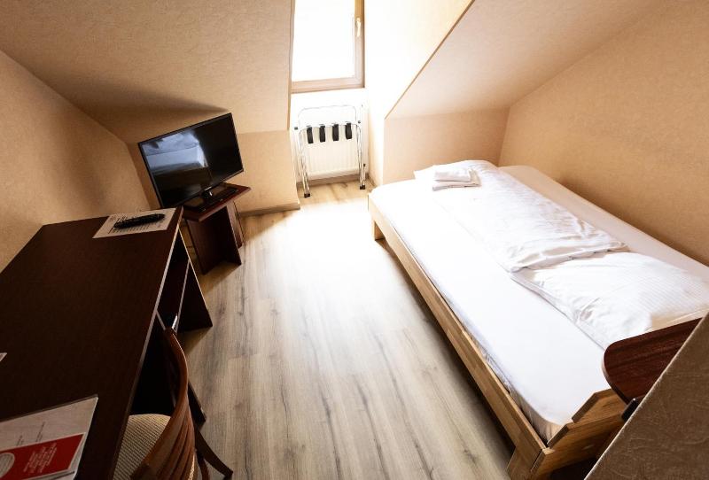 Hotel-restaurant Zum Schwalbennest image